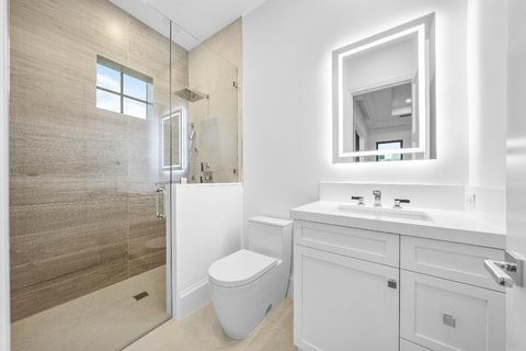 Tiny photo for 201 NE 4th Avenue, Boca Raton, FL 33432 (MLS # R11093687)