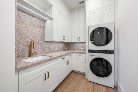 Tiny photo for 201 NE 4th Avenue, Boca Raton, FL 33432 (MLS # R11093687)