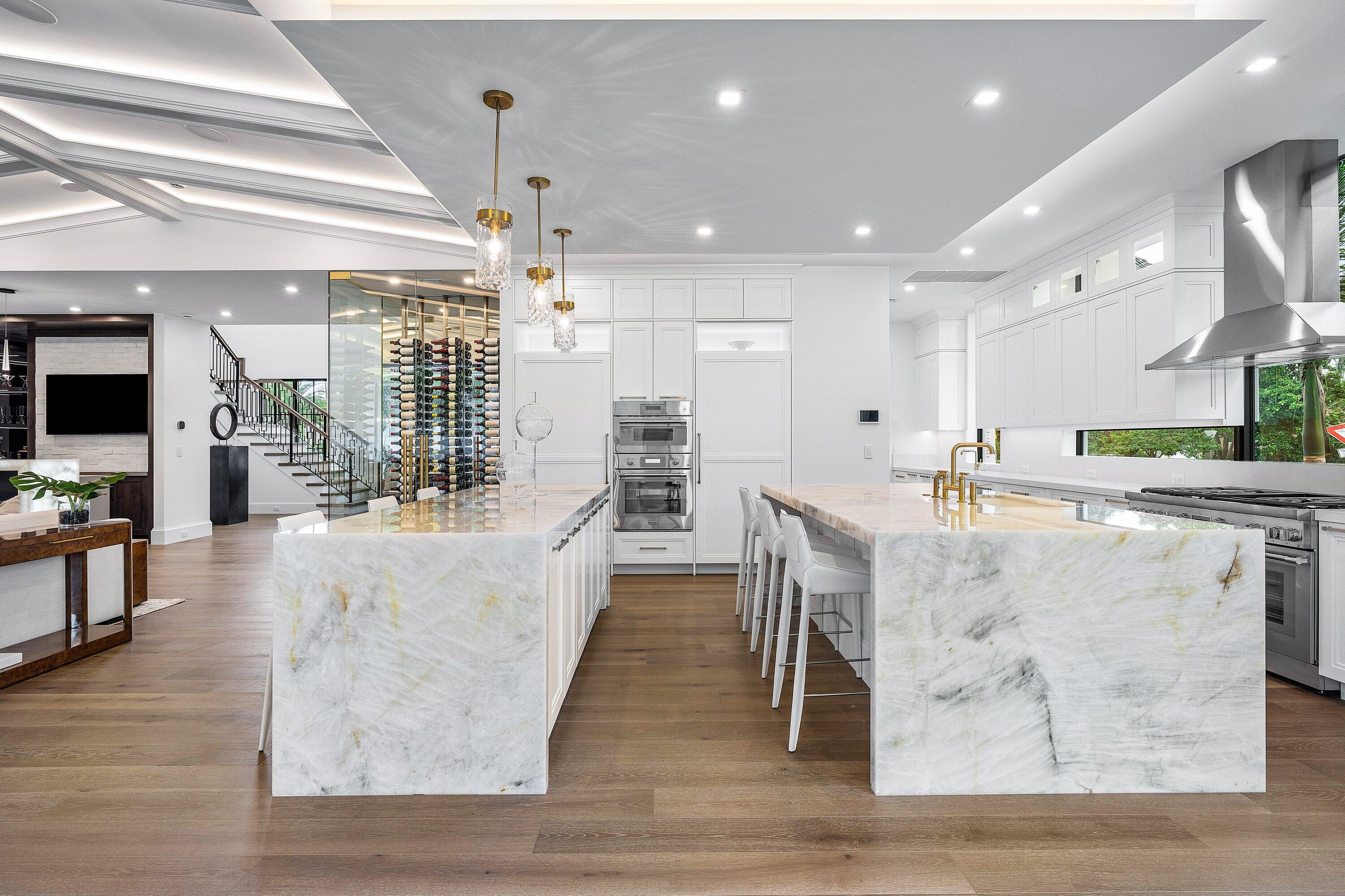 KINGS COURT REPLAT IN - Residential