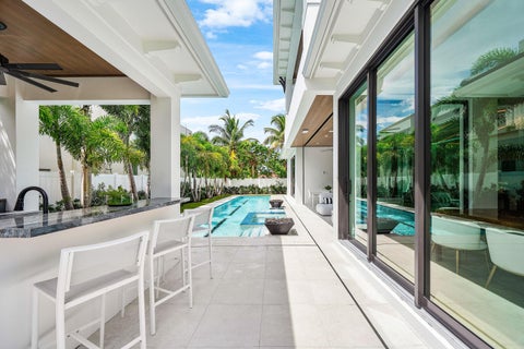 Tiny photo for 201 NE 4th Avenue, Boca Raton, FL 33432 (MLS # R11093687)