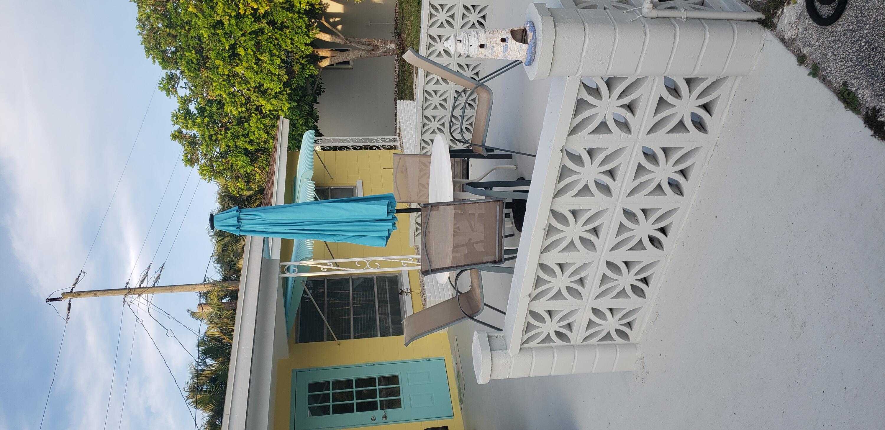 MANATEE BAY - Residential Lease