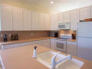 JENSEN BEACH GOLF & COUNT - Residential Lease