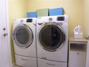 JENSEN BEACH GOLF & COUNT - Residential Lease