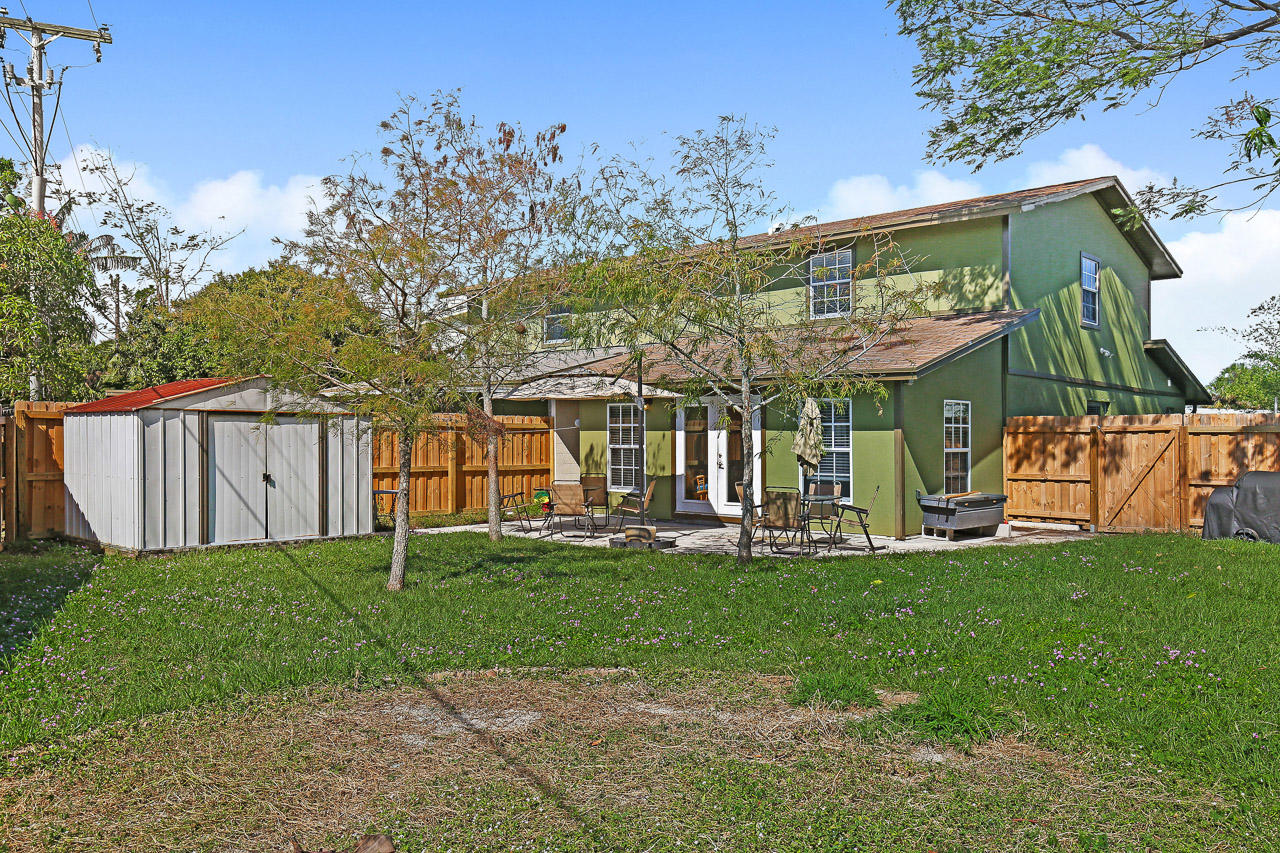 PARKWAY VILLAGE - Residential