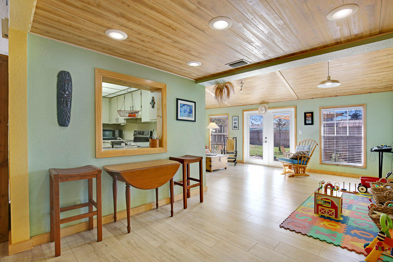 PARKWAY VILLAGE - Residential