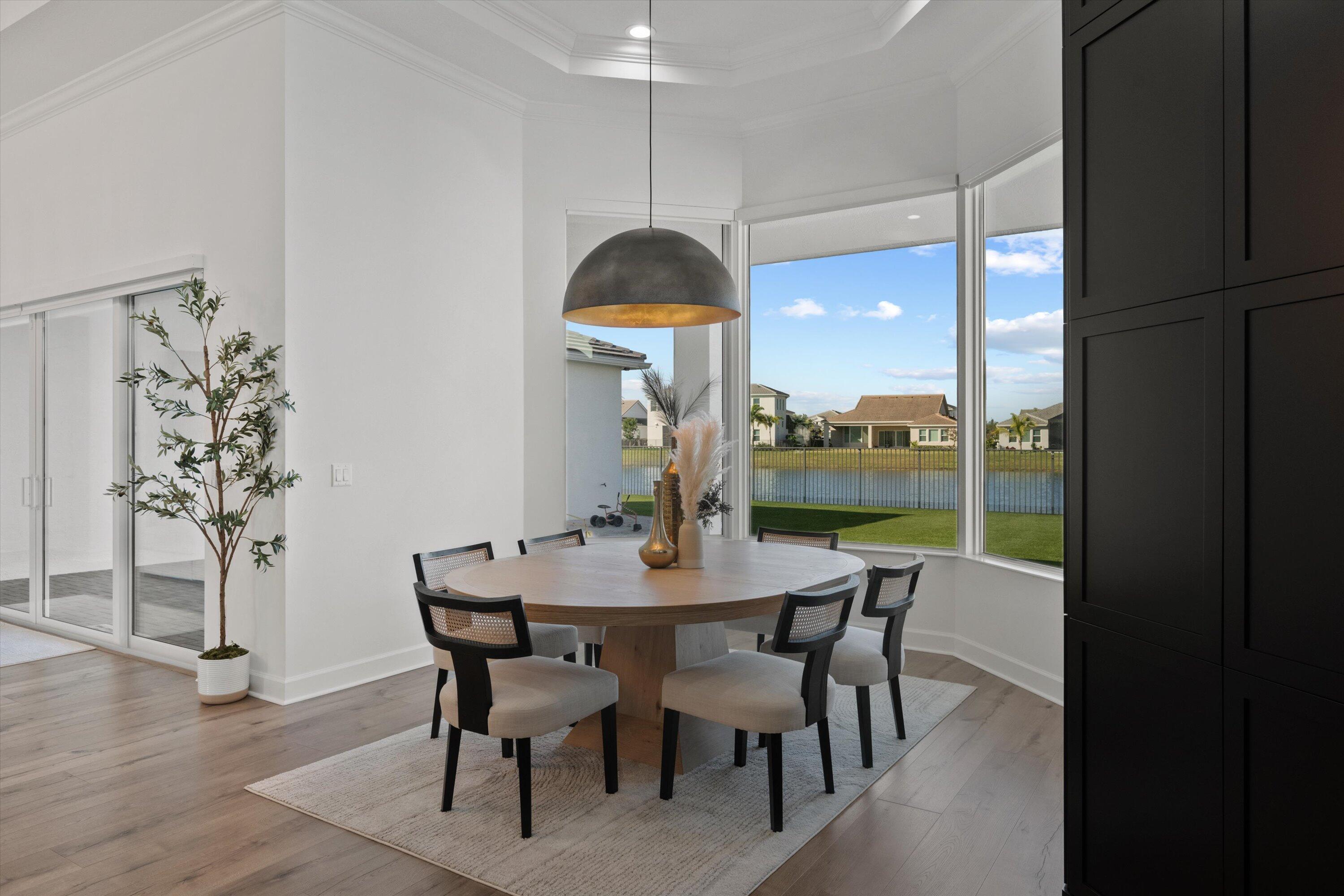 ESTATES OF WESTLAKE - Residential Lease