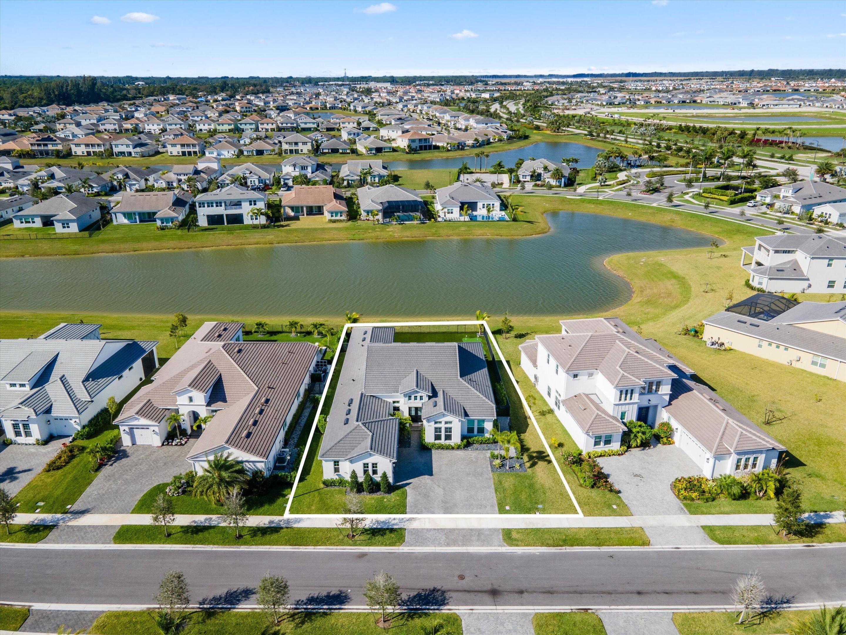 ESTATES OF WESTLAKE - Residential Lease