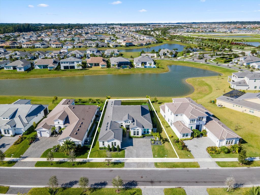 Photo of 4727 Estates Circle, Westlake, FL 33470 (MLS # B26014693)
