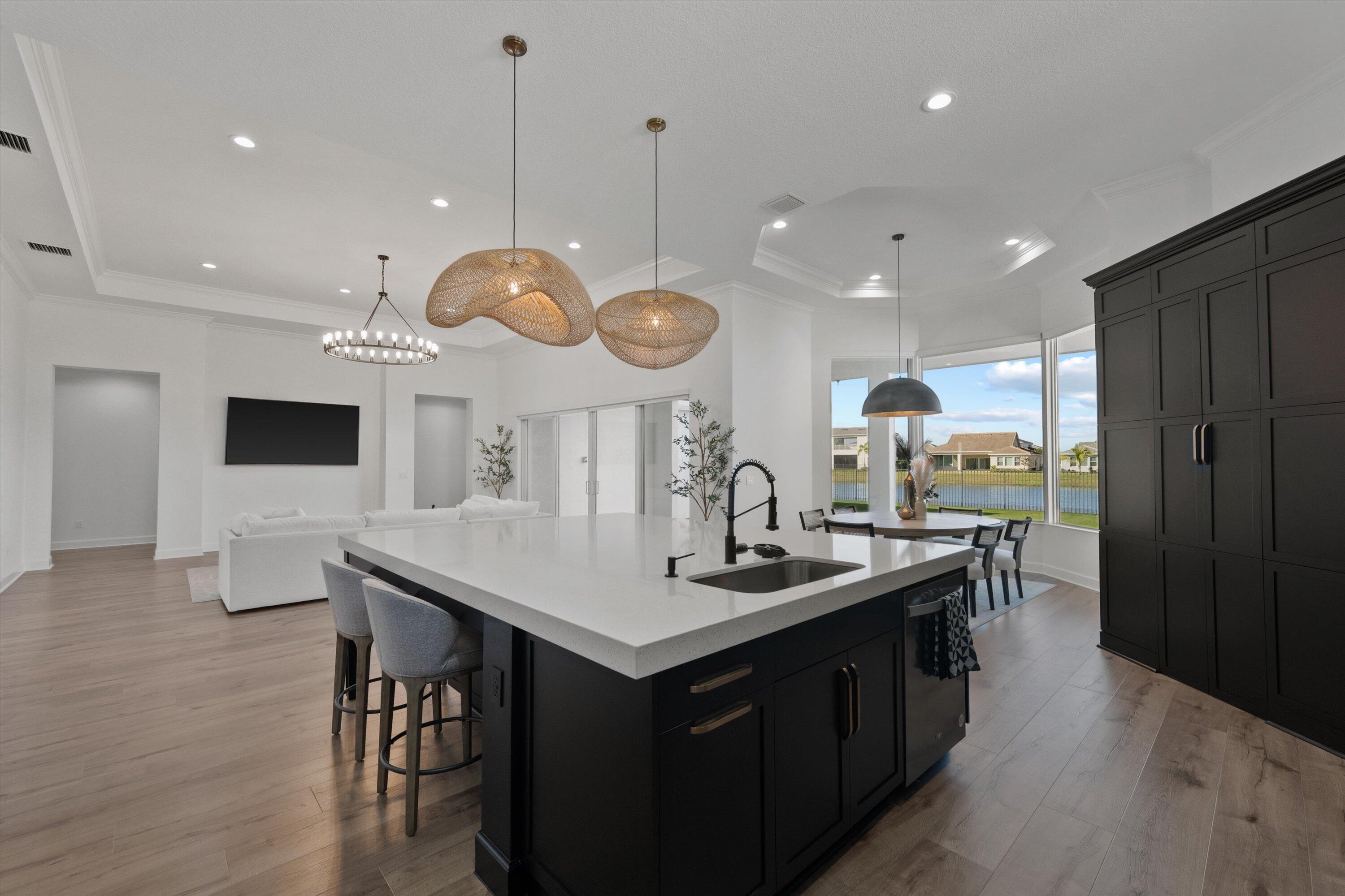 ESTATES OF WESTLAKE - Residential Lease