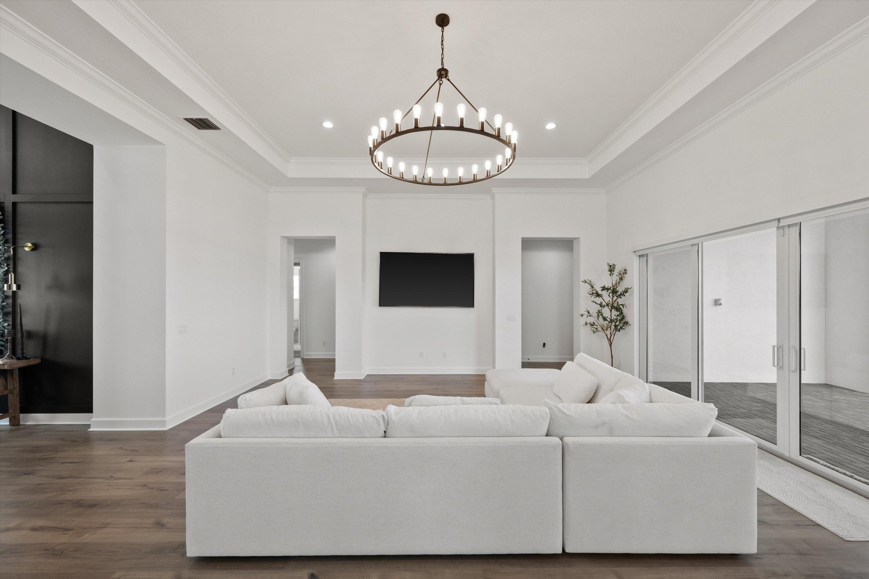ESTATES OF WESTLAKE - Residential Lease