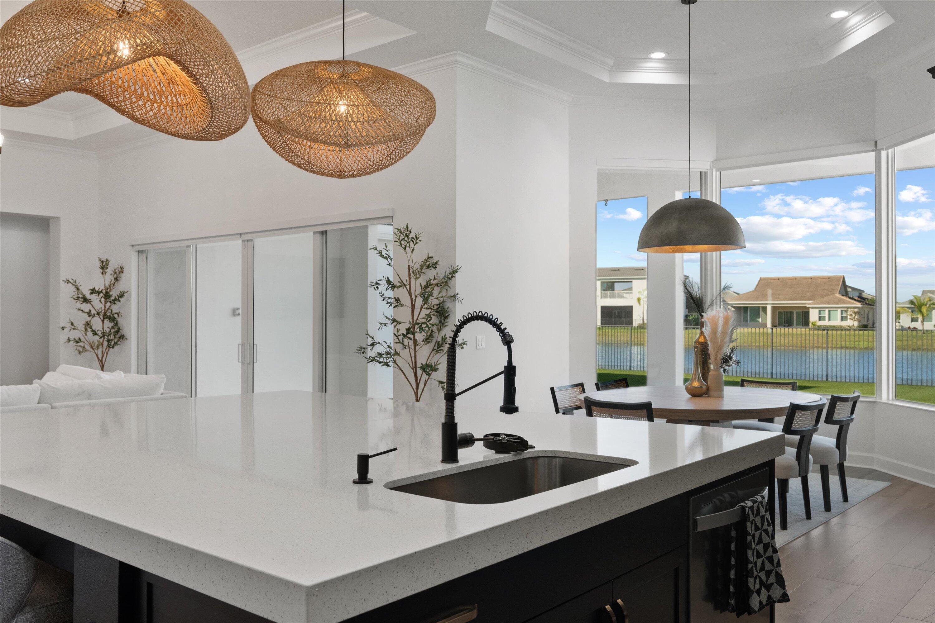 ESTATES OF WESTLAKE - Residential Lease