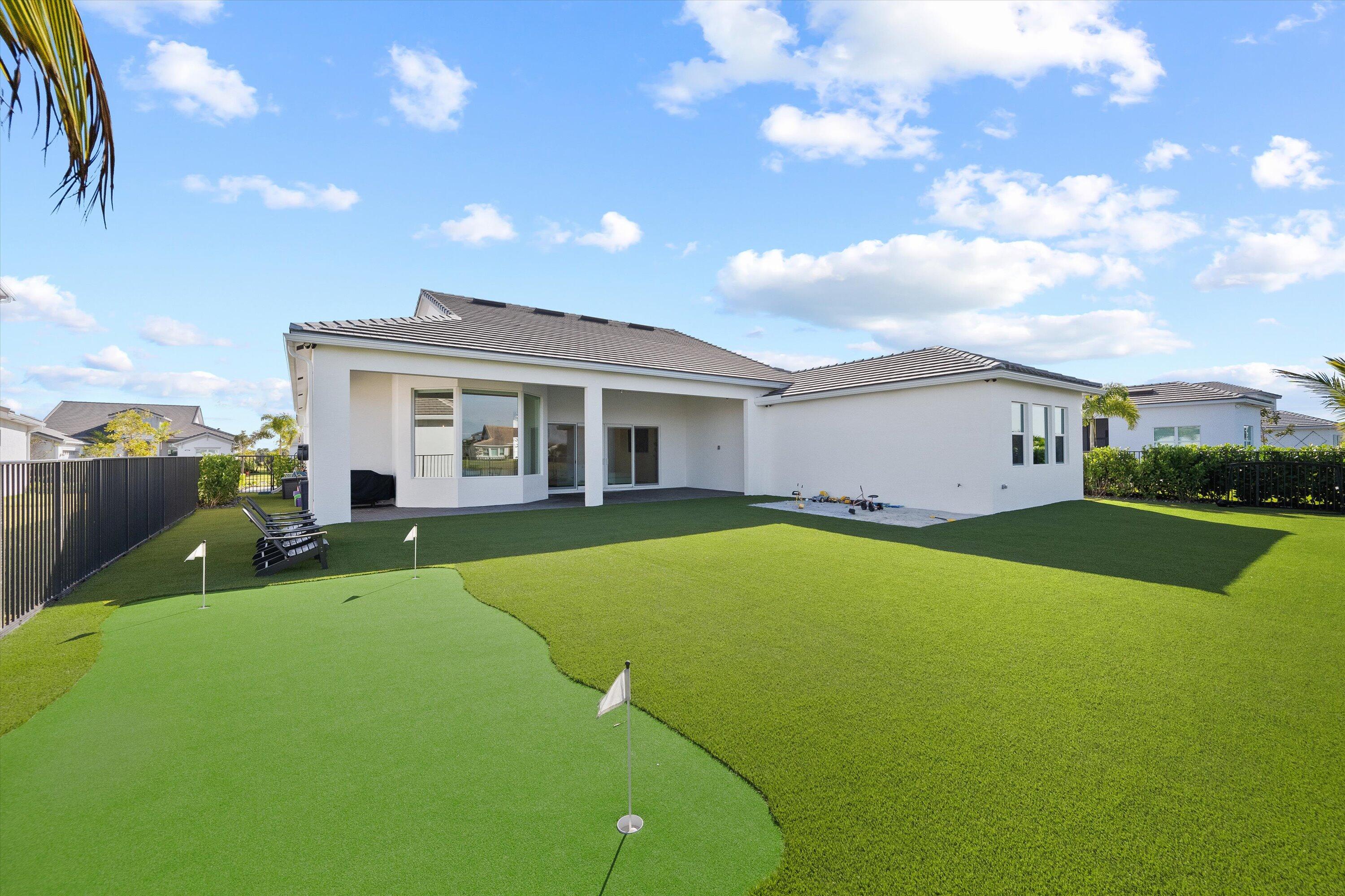 ESTATES OF WESTLAKE - Residential Lease