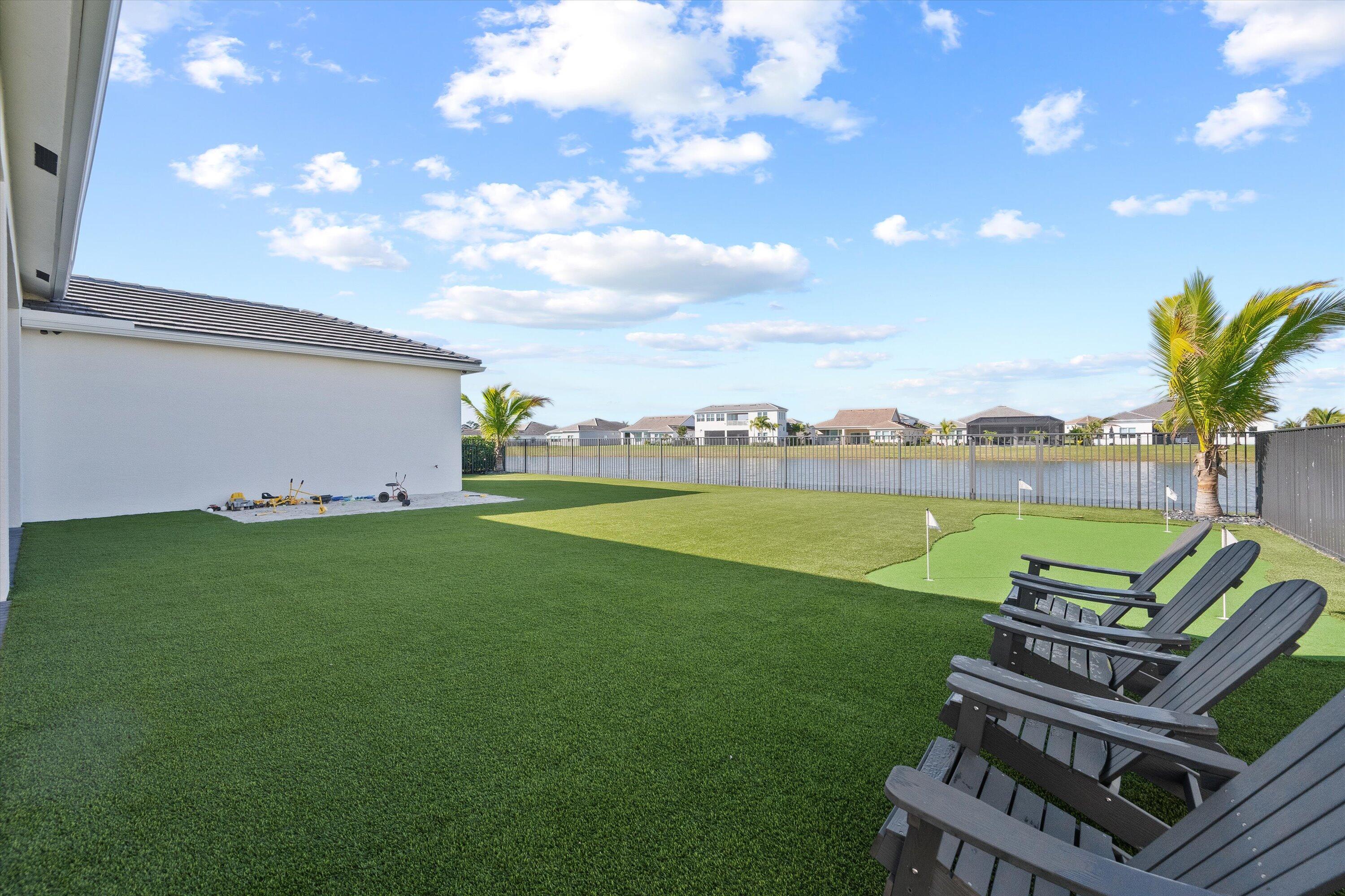 ESTATES OF WESTLAKE - Residential Lease