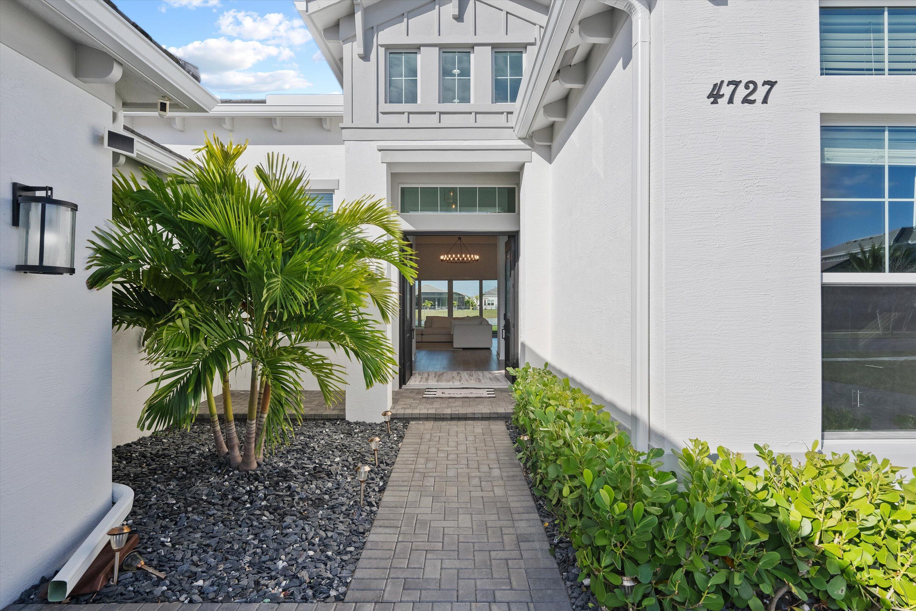 ESTATES OF WESTLAKE - Residential Lease