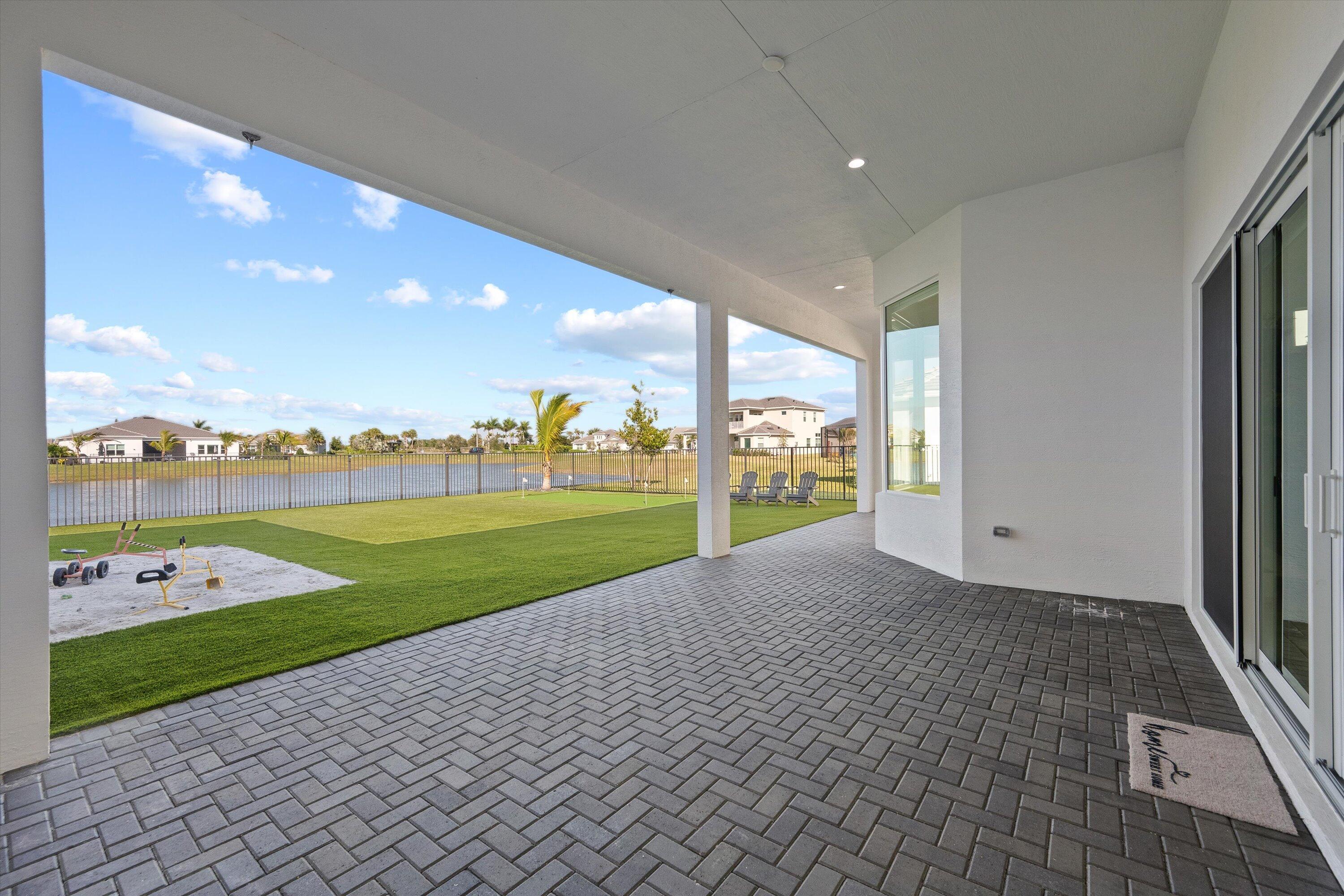 ESTATES OF WESTLAKE - Residential Lease