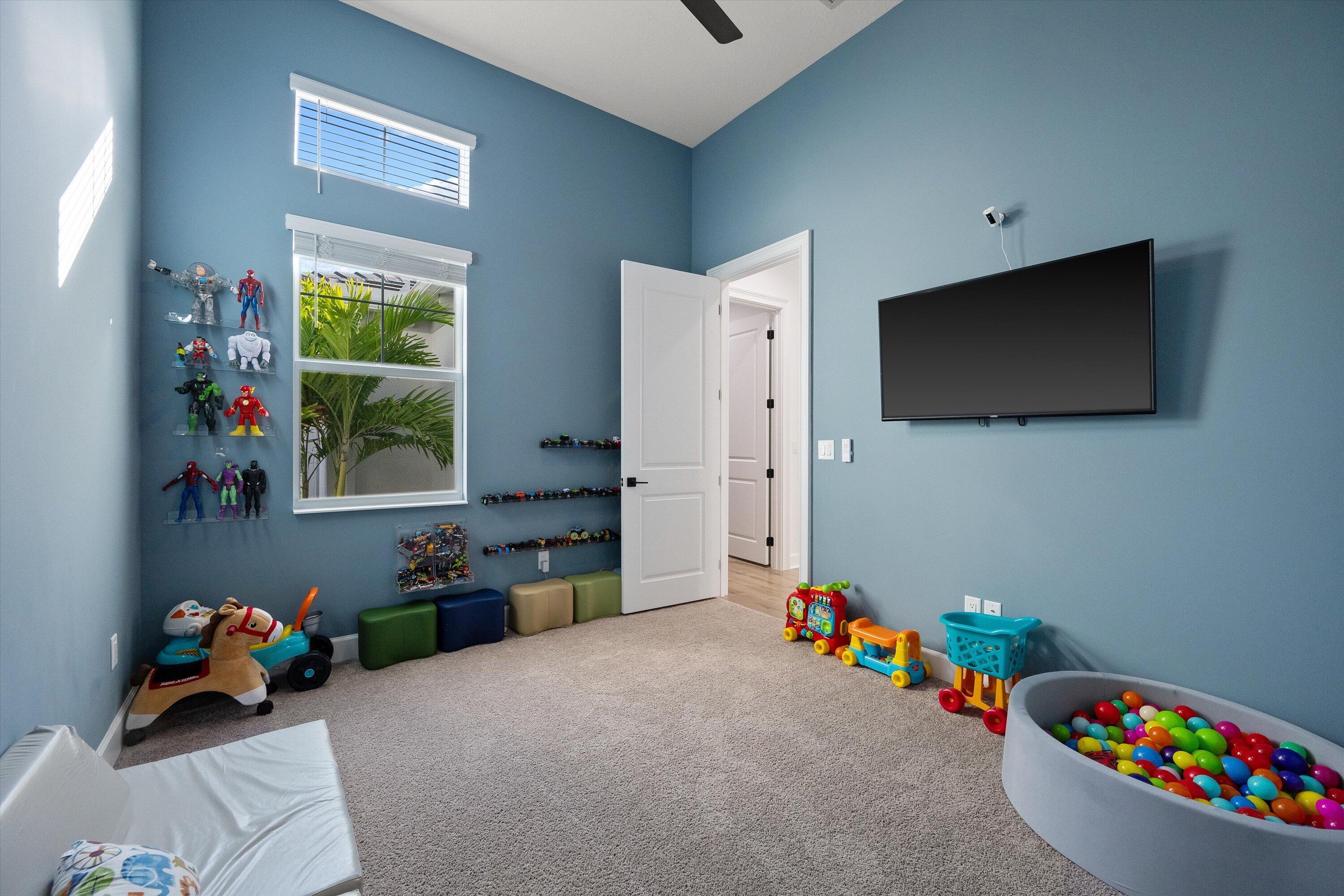ESTATES OF WESTLAKE - Residential Lease