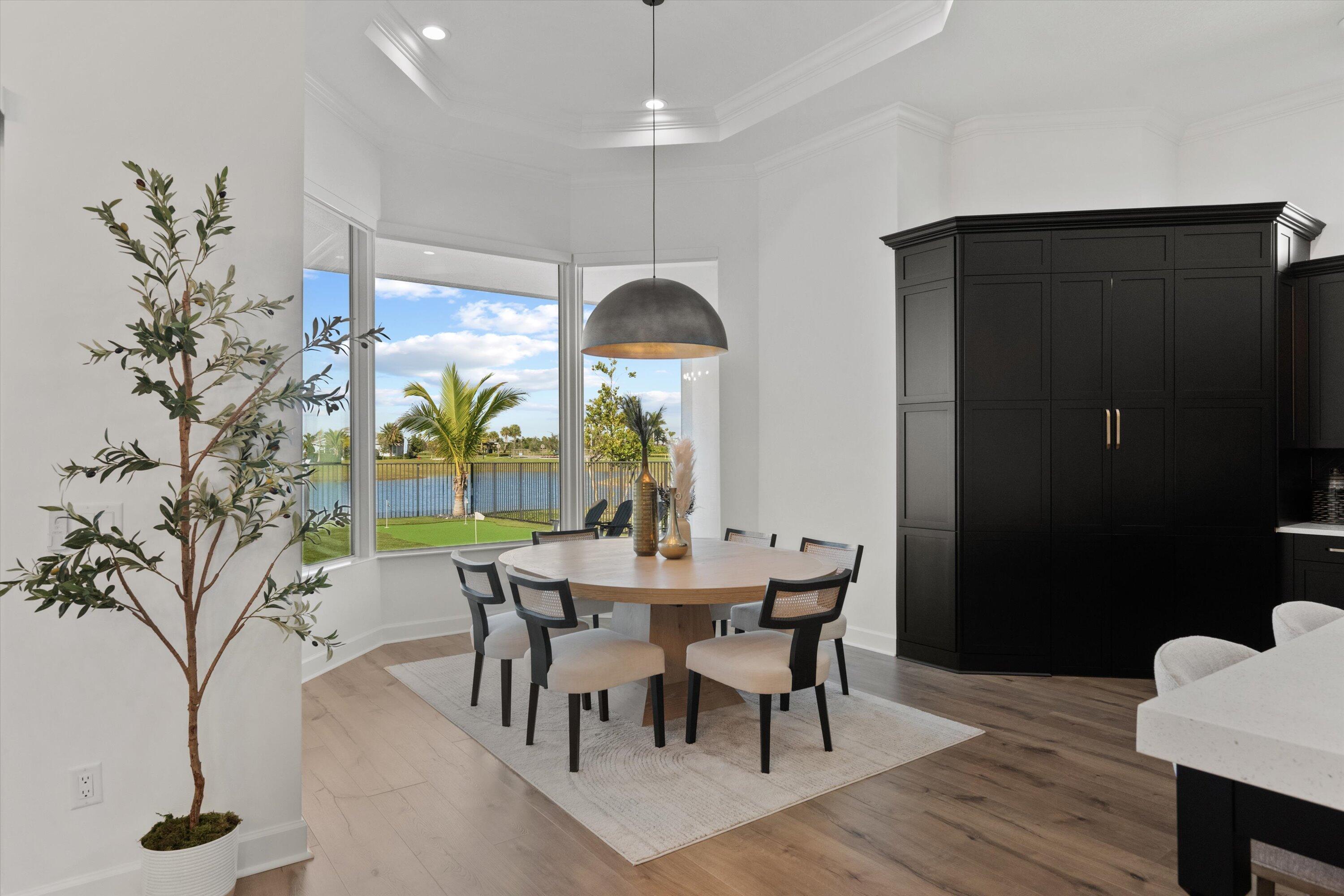 ESTATES OF WESTLAKE - Residential Lease
