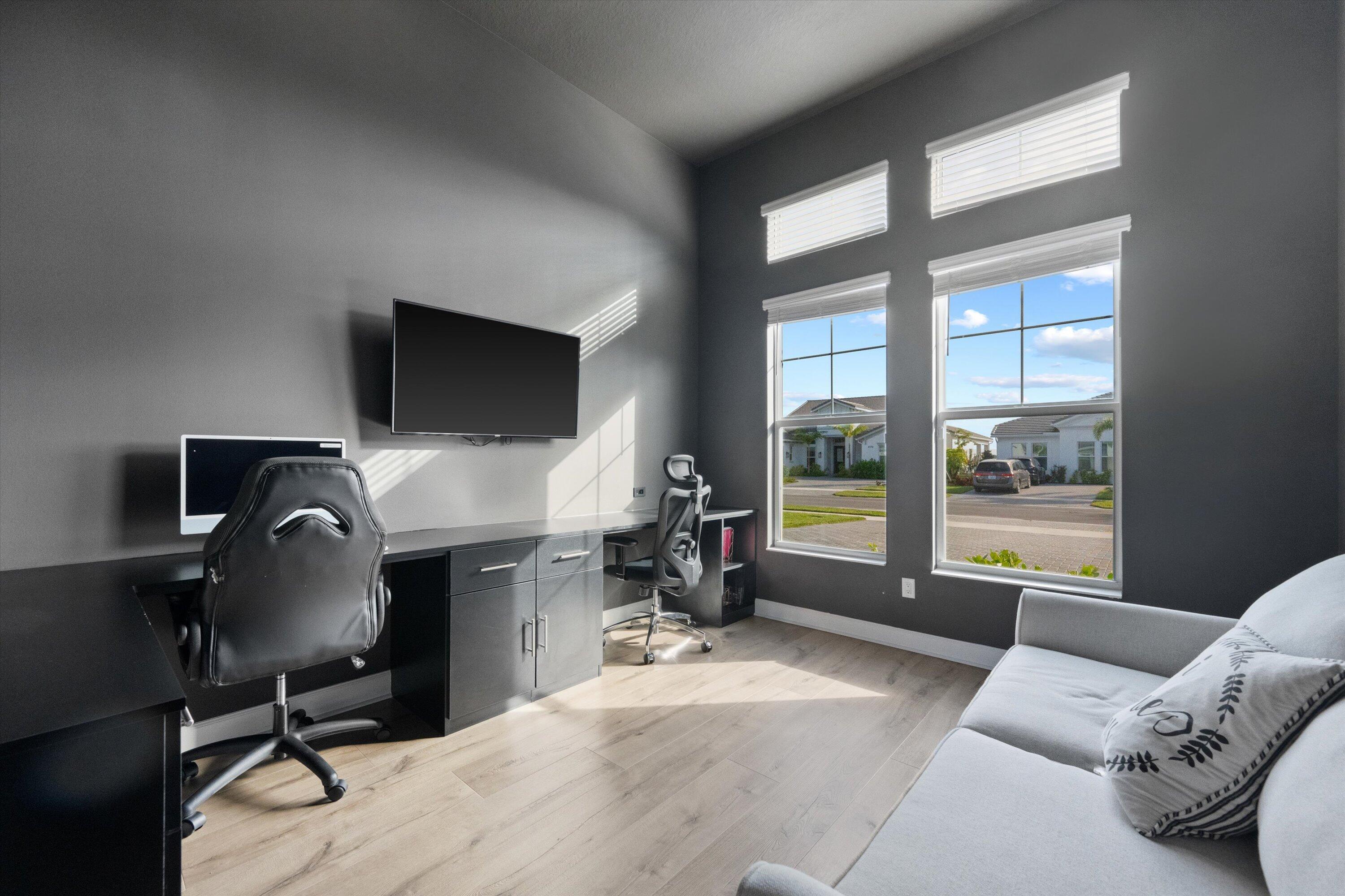 ESTATES OF WESTLAKE - Residential Lease
