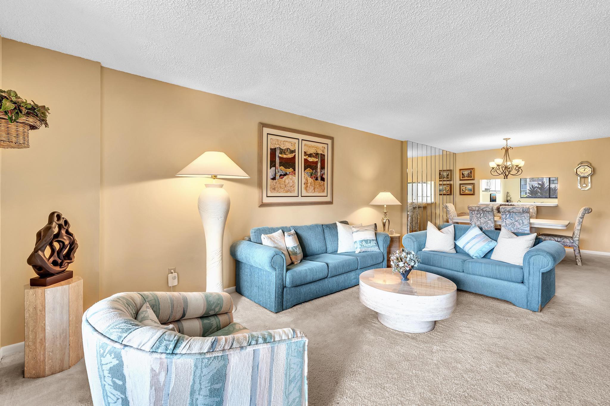 WATERSEDGE AT THE LAKES O - Residential