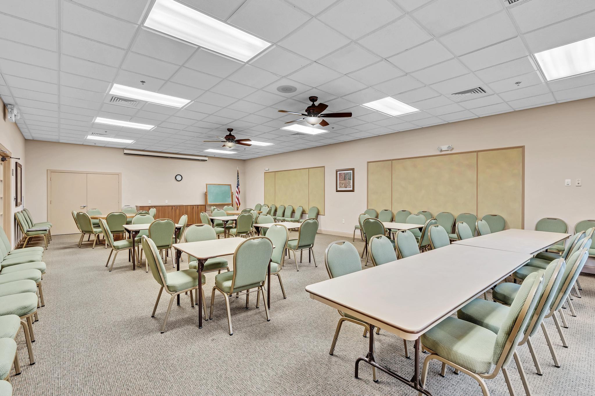 WATERSEDGE AT THE LAKES O - Residential