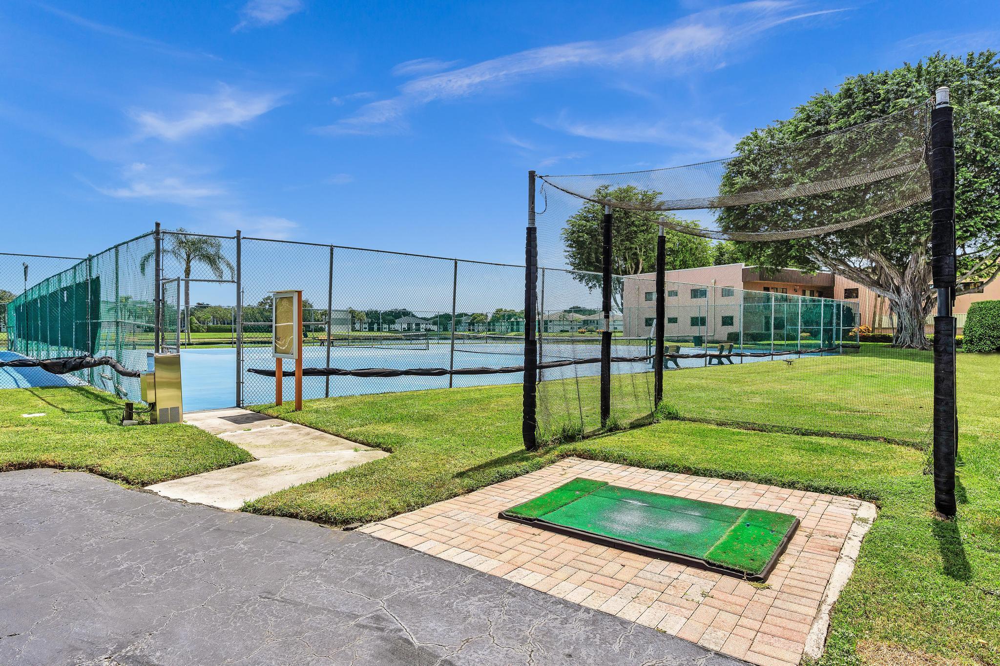 WATERSEDGE AT THE LAKES O - Residential