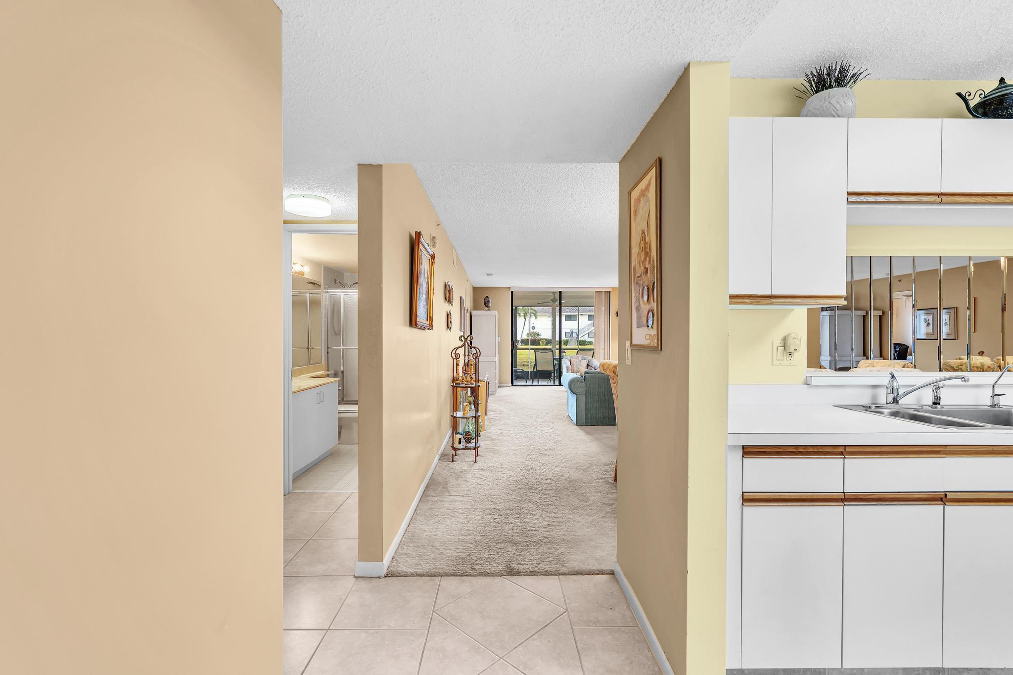 WATERSEDGE AT THE LAKES O - Residential