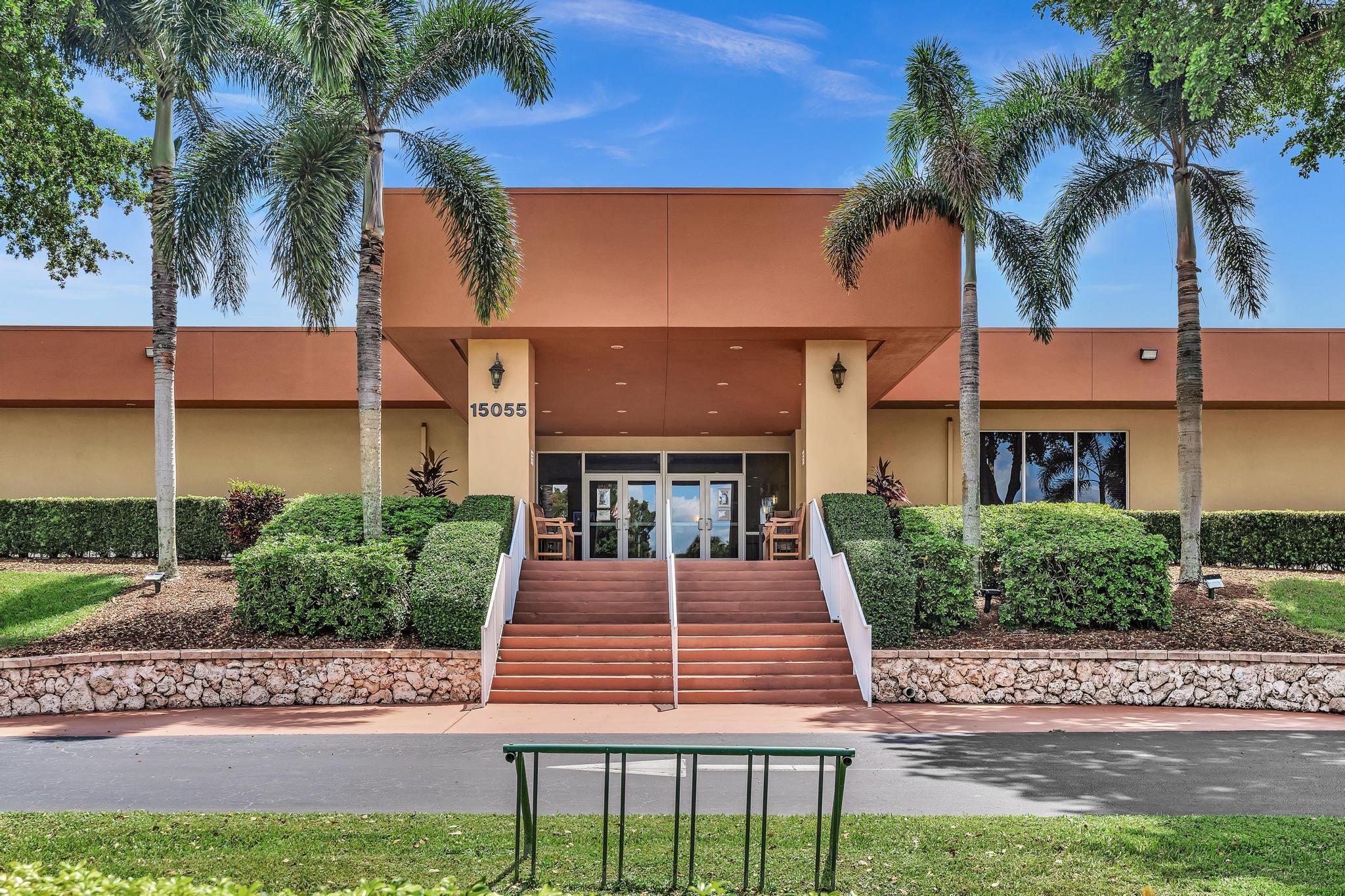 WATERSEDGE AT THE LAKES O - Residential