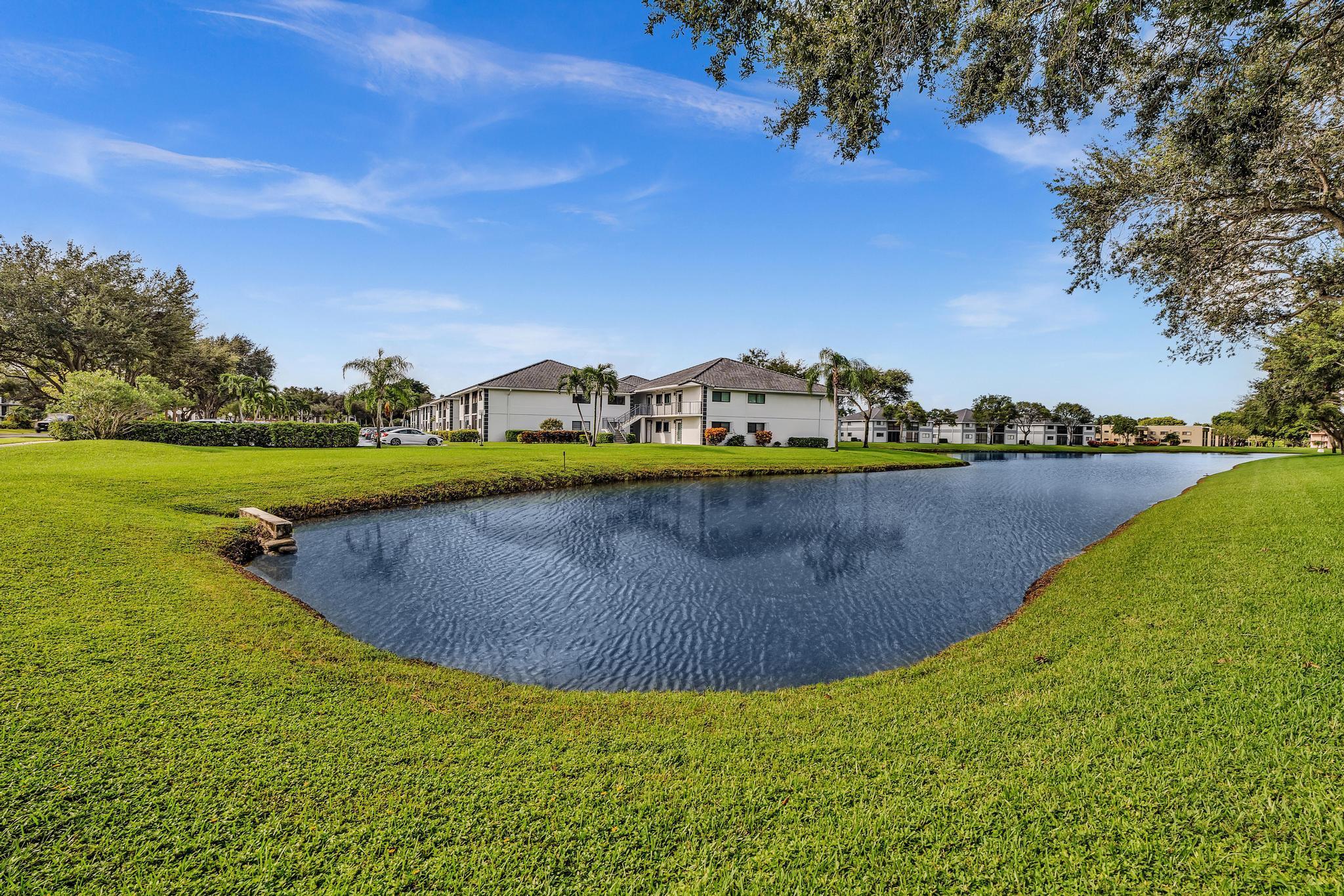 WATERSEDGE AT THE LAKES O - Residential