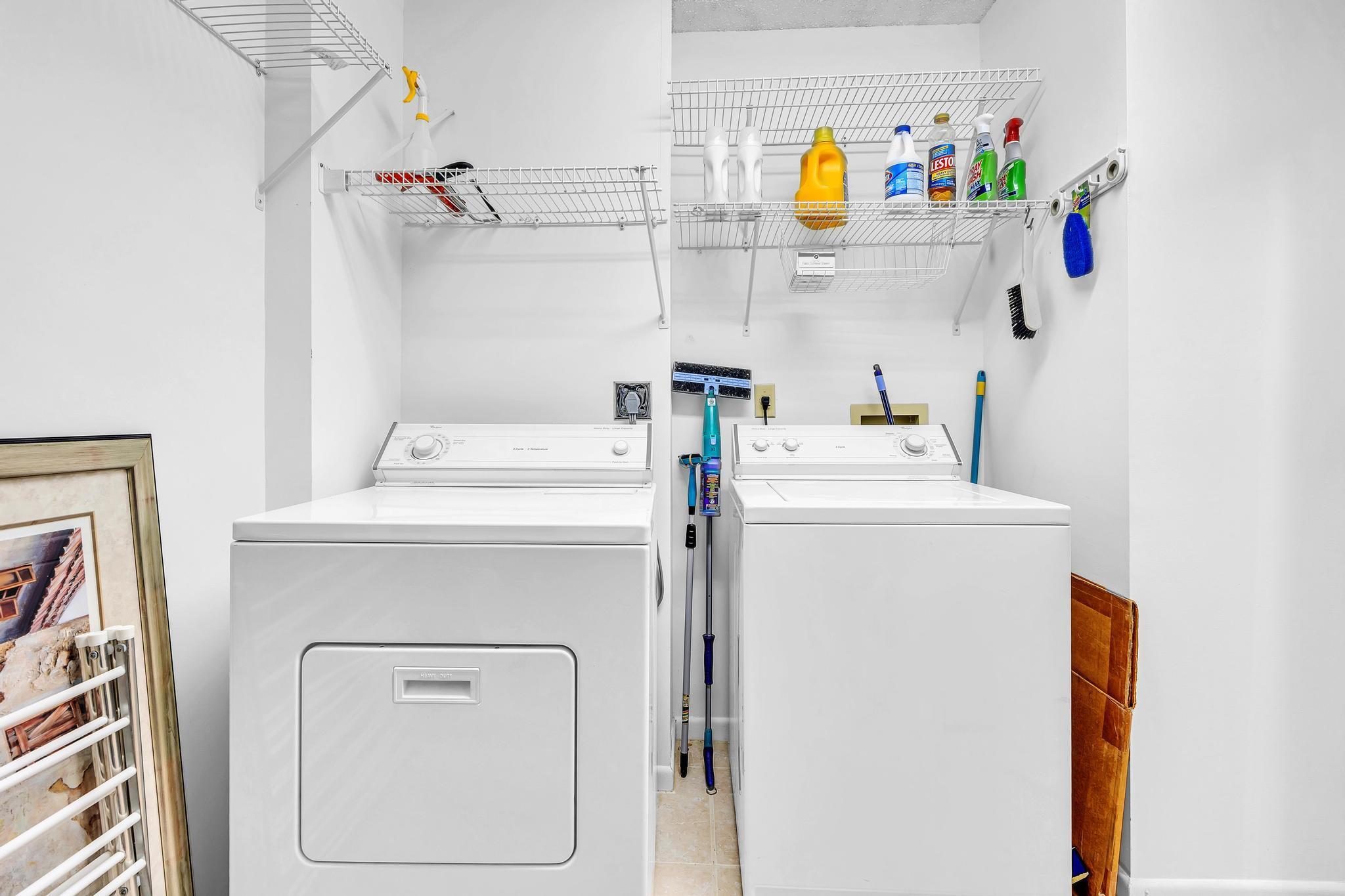 WATERSEDGE AT THE LAKES O - Residential