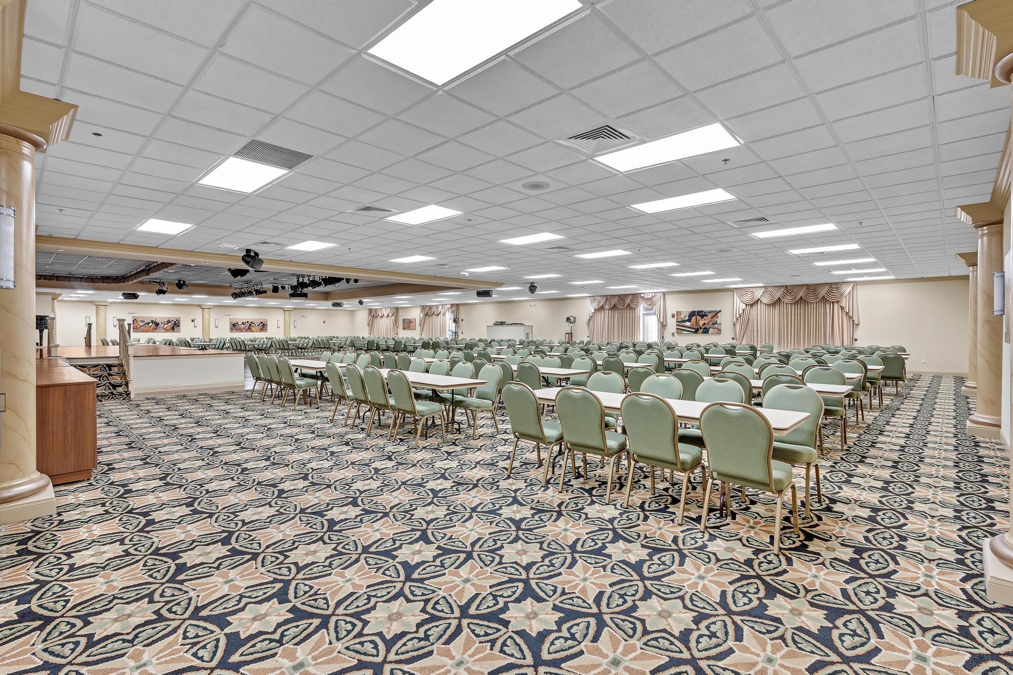 WATERSEDGE AT THE LAKES O - Residential