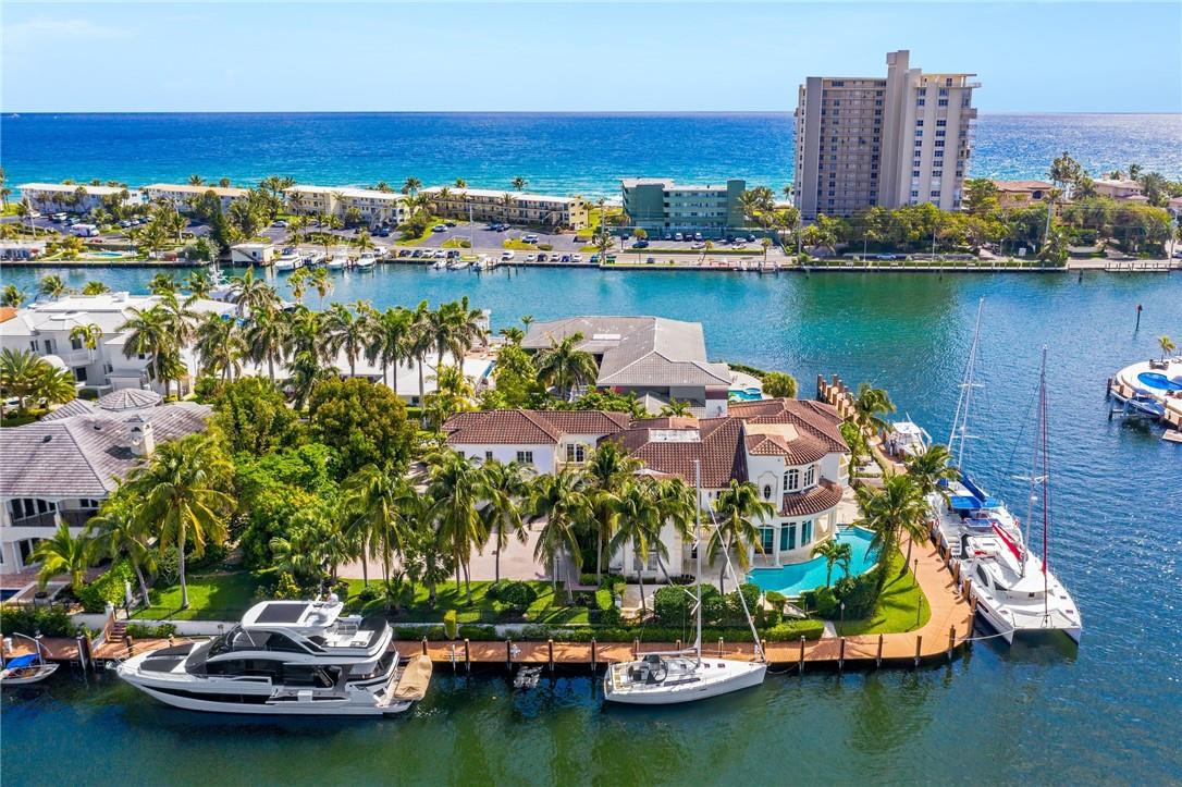 VENETIAN ISLES - Residential