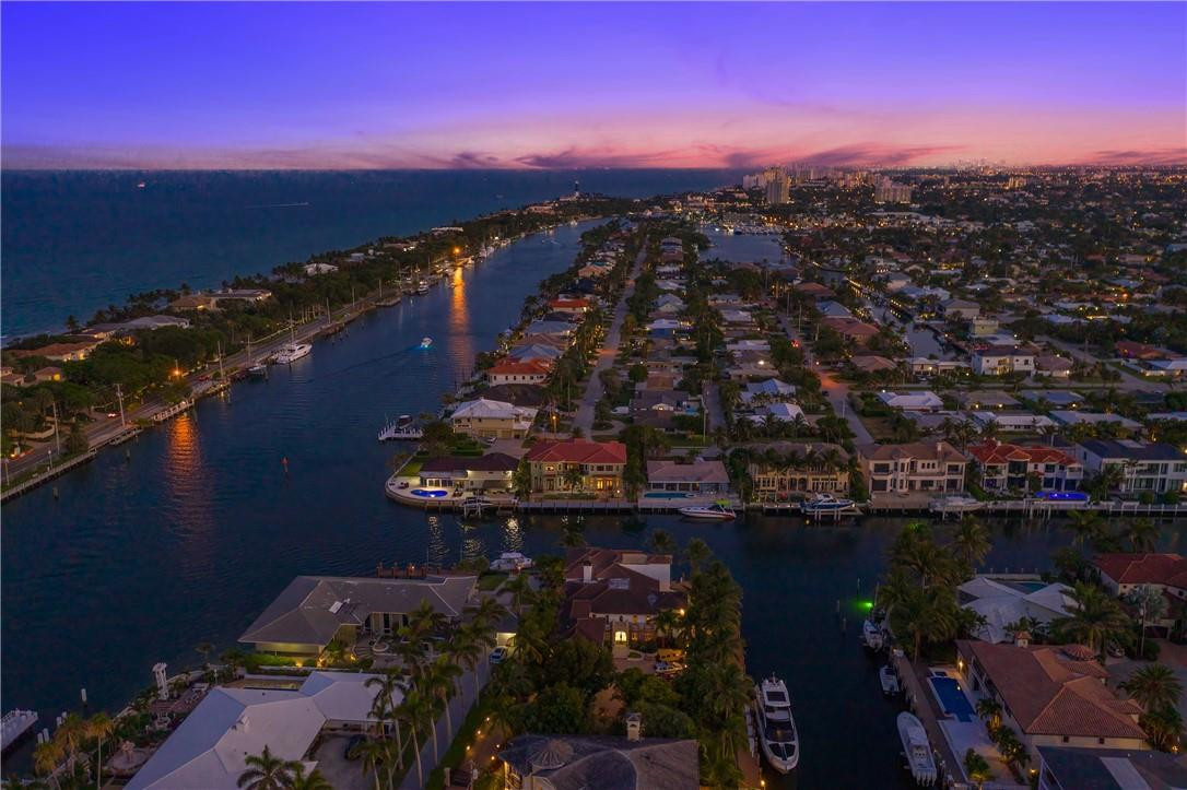 VENETIAN ISLES - Residential