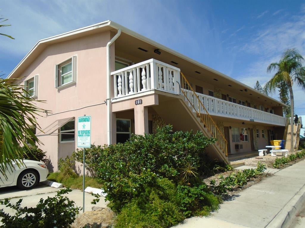Photo of 101 S L Street St #5, FL 33460 (MLS # R10716963)
