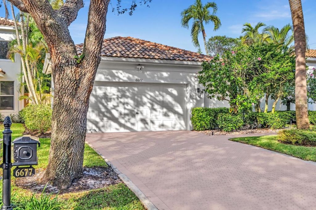 Photo of 6677 NW 23rd Terrace, Boca Raton, FL 33496 (MLS # R11040111)