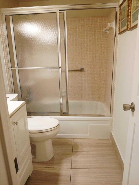 Tiny photo for 4023 Newport H, Deerfield Beach, FL 33442 (MLS # B26027745)