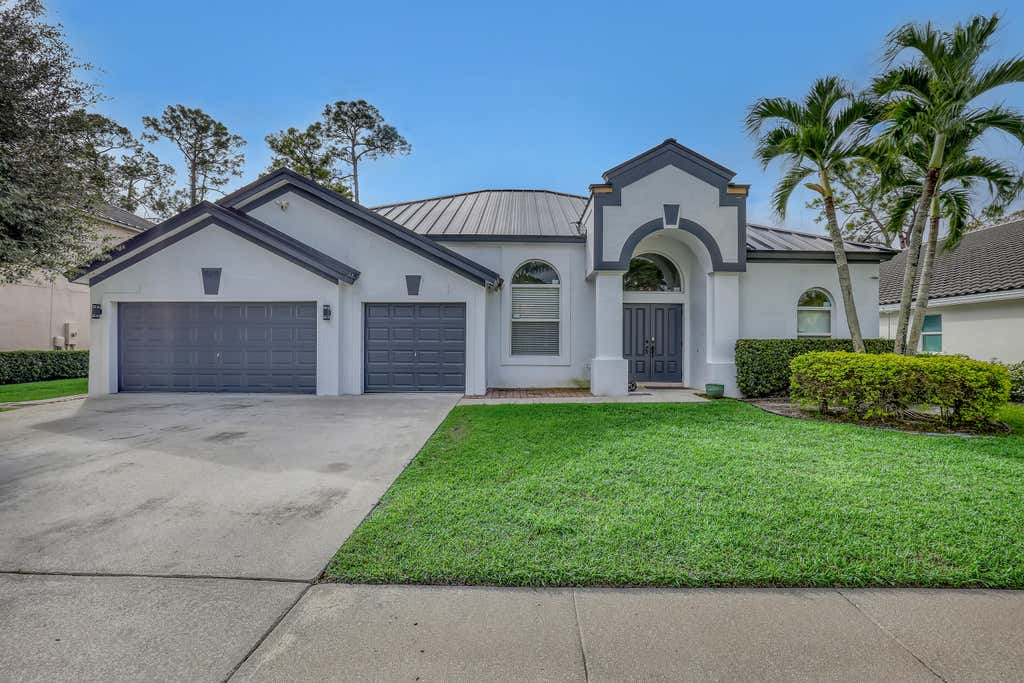 Photo of 15818 Glen Willow Lane, Wellington, FL 33414 (MLS # R11133323)