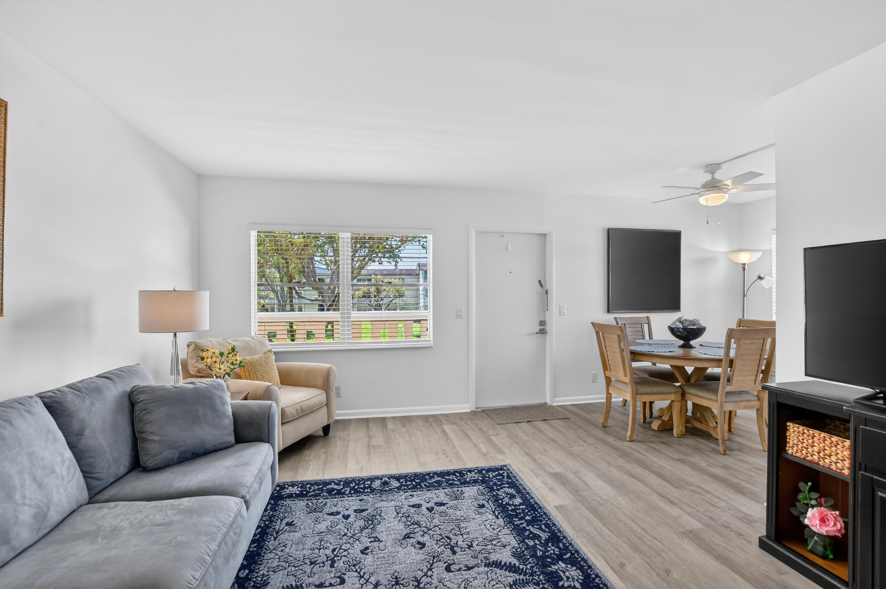 MANSFIELD AT CENTURY VILLAGE CONDO - Residential