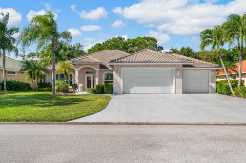 Photo of 1545 SW Mockingbird Circle, Port Saint Lucie, FL 34986 (MLS # R11140493)