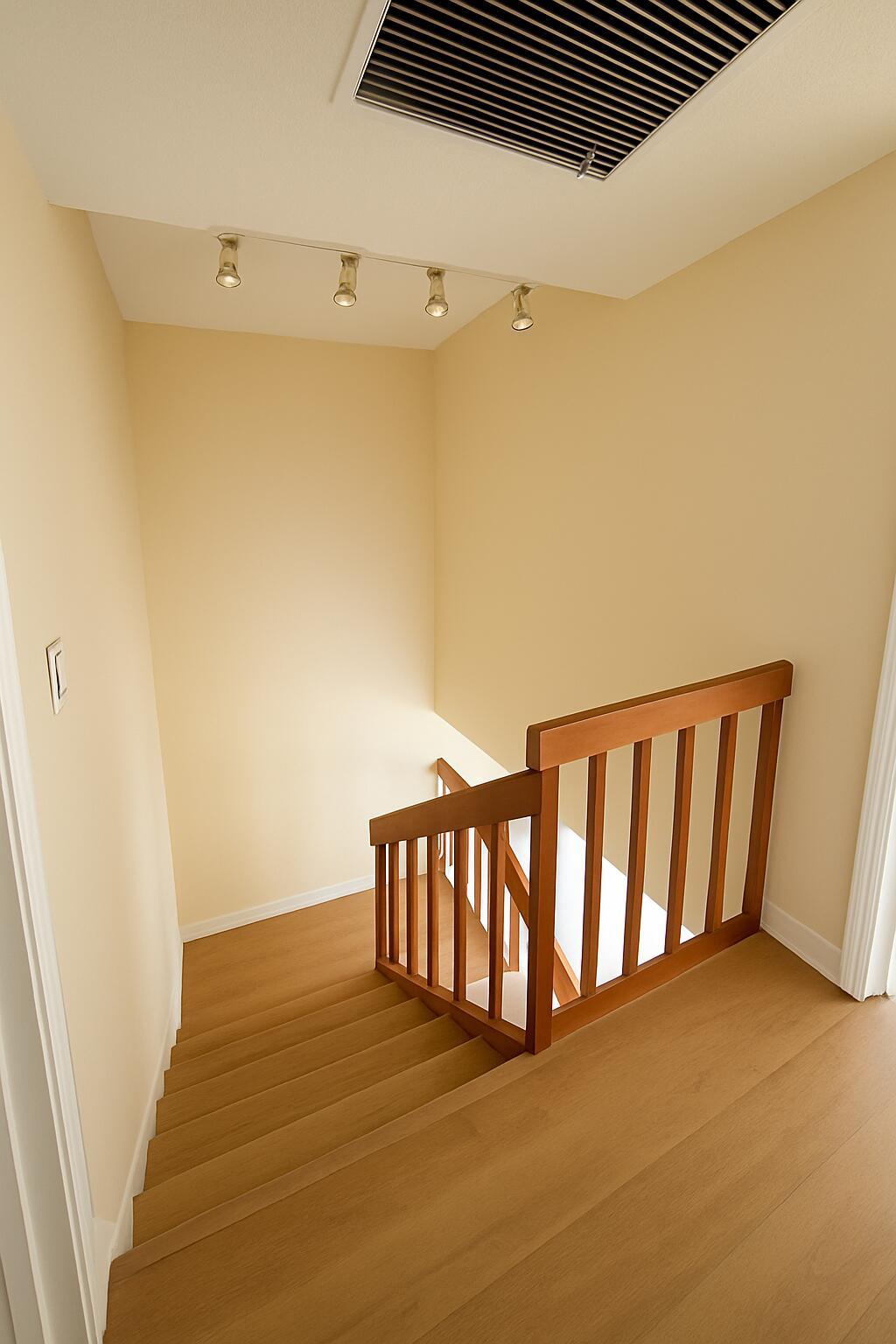 LAKEWOOD OF PALM SPRINGS - Residential Lease