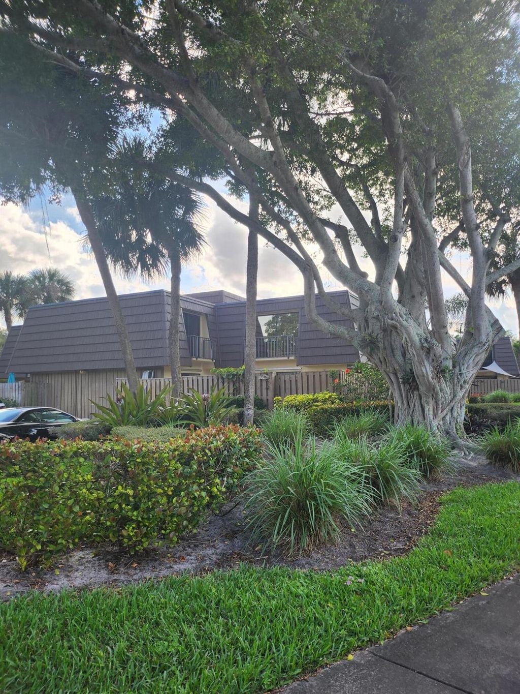 Photo of 1514 15th Court, Palm Beach Gardens, FL 33410 (MLS # R11064298)