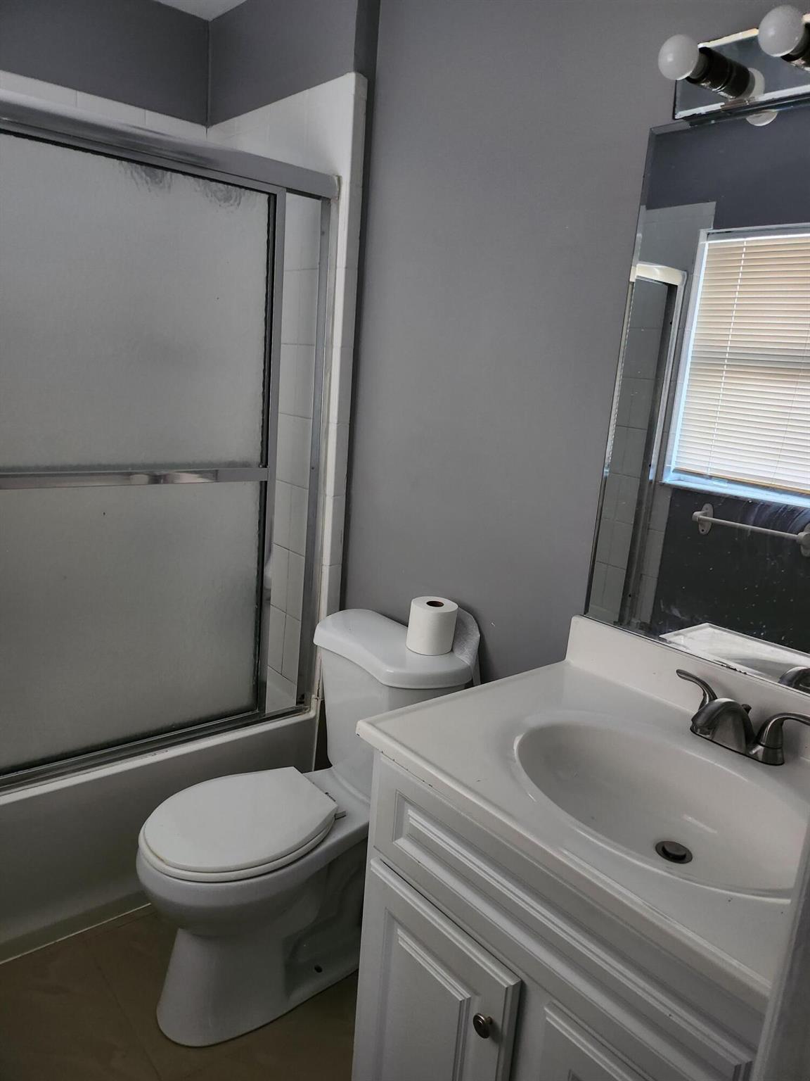 KING ARTHUR ESTATES - Residential Lease