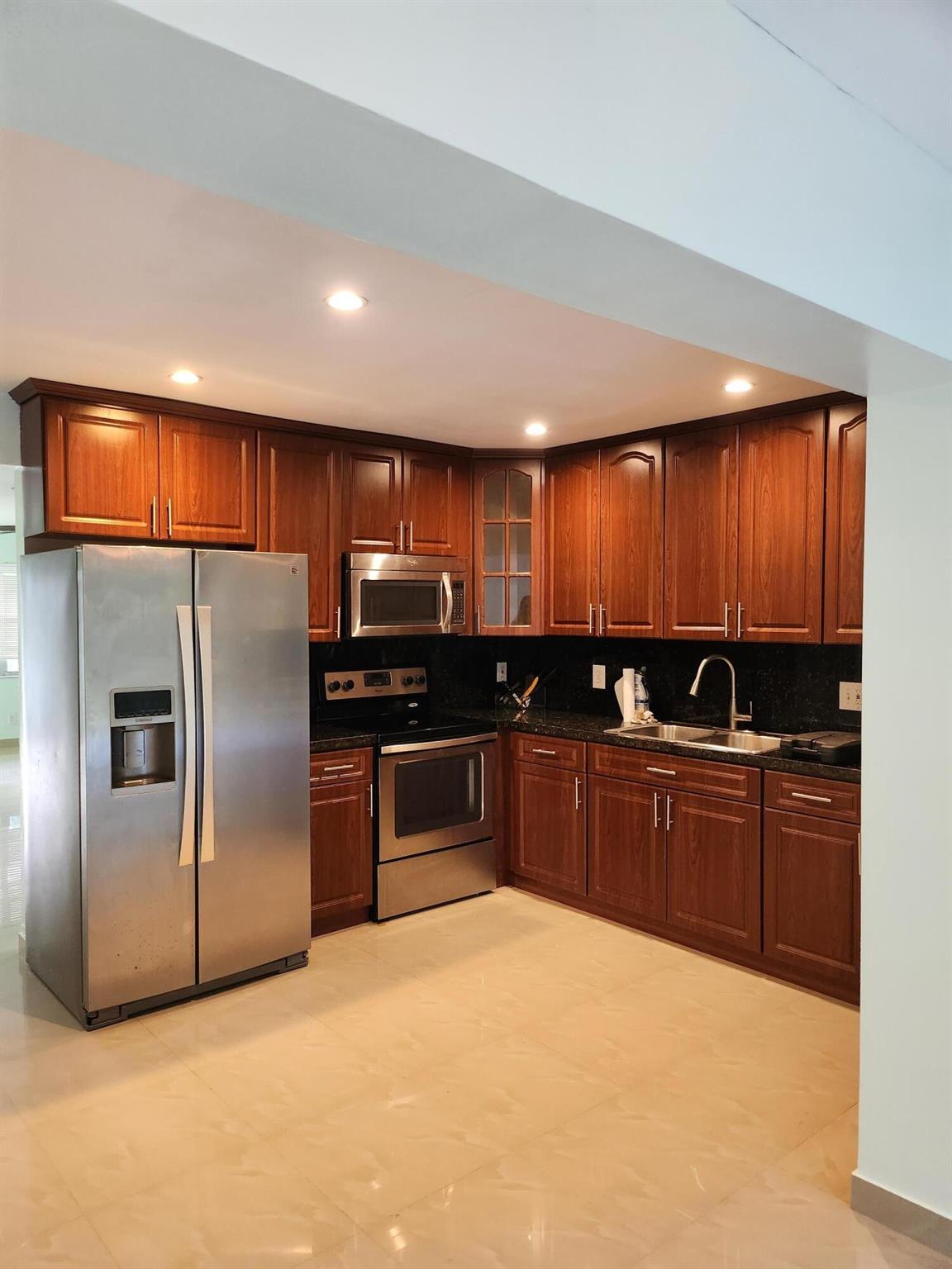 KING ARTHUR ESTATES - Residential Lease