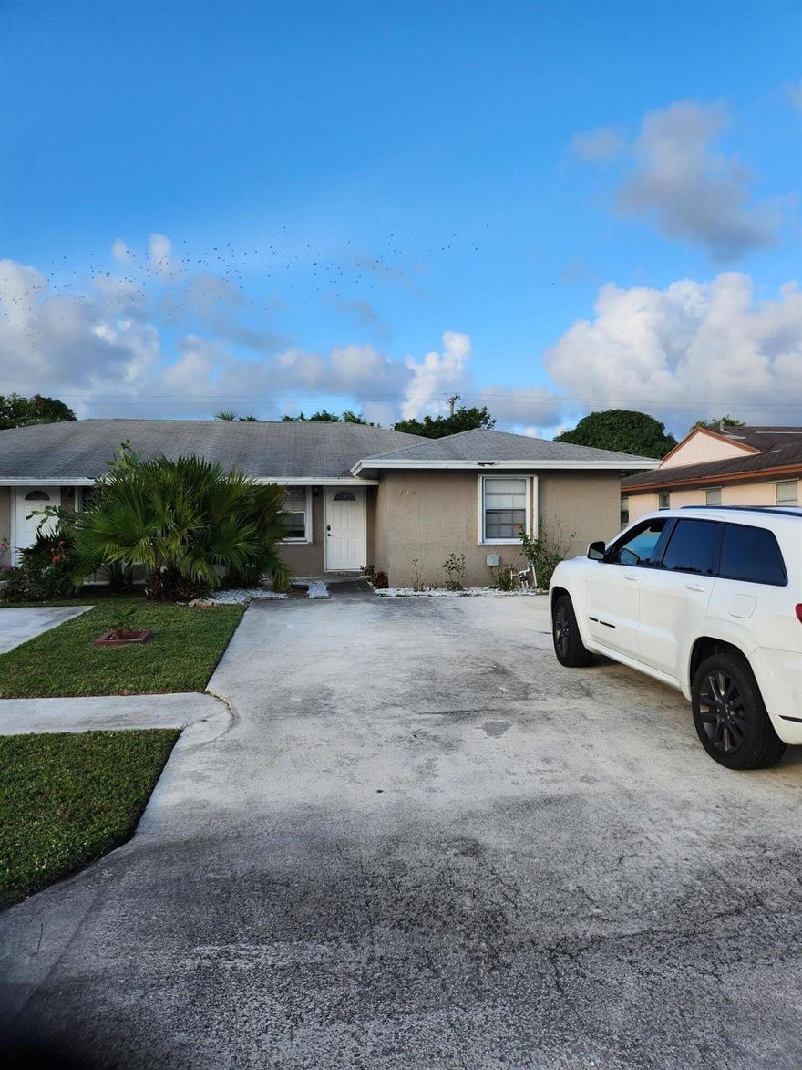 Charming 3-bedroom, 2-bath duplex with no HOA, conveniently located near I-95 and a wide variety of shops and everyday essentials. Enjoy an open yard with plenty of space for a pet, plus a functional layout that's easy to make your own. A great option for anyone looking for flexibility, convenience, and comfort in one spot.