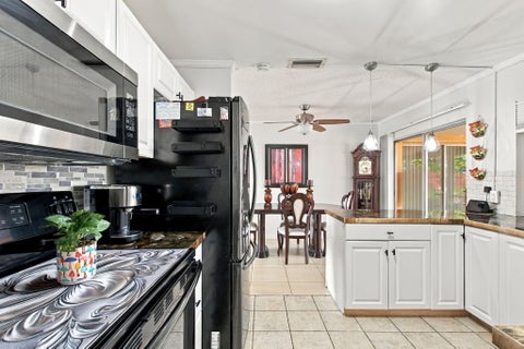 Tiny photo for 975 NW 67TH Avenue, Margate, FL 33063 (MLS # B26081906)