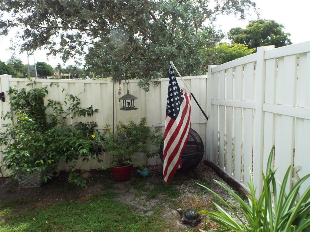 GARDENS OF SUNRISE - Residential