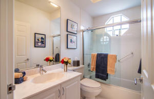 ANTIGUA POINT - Residential