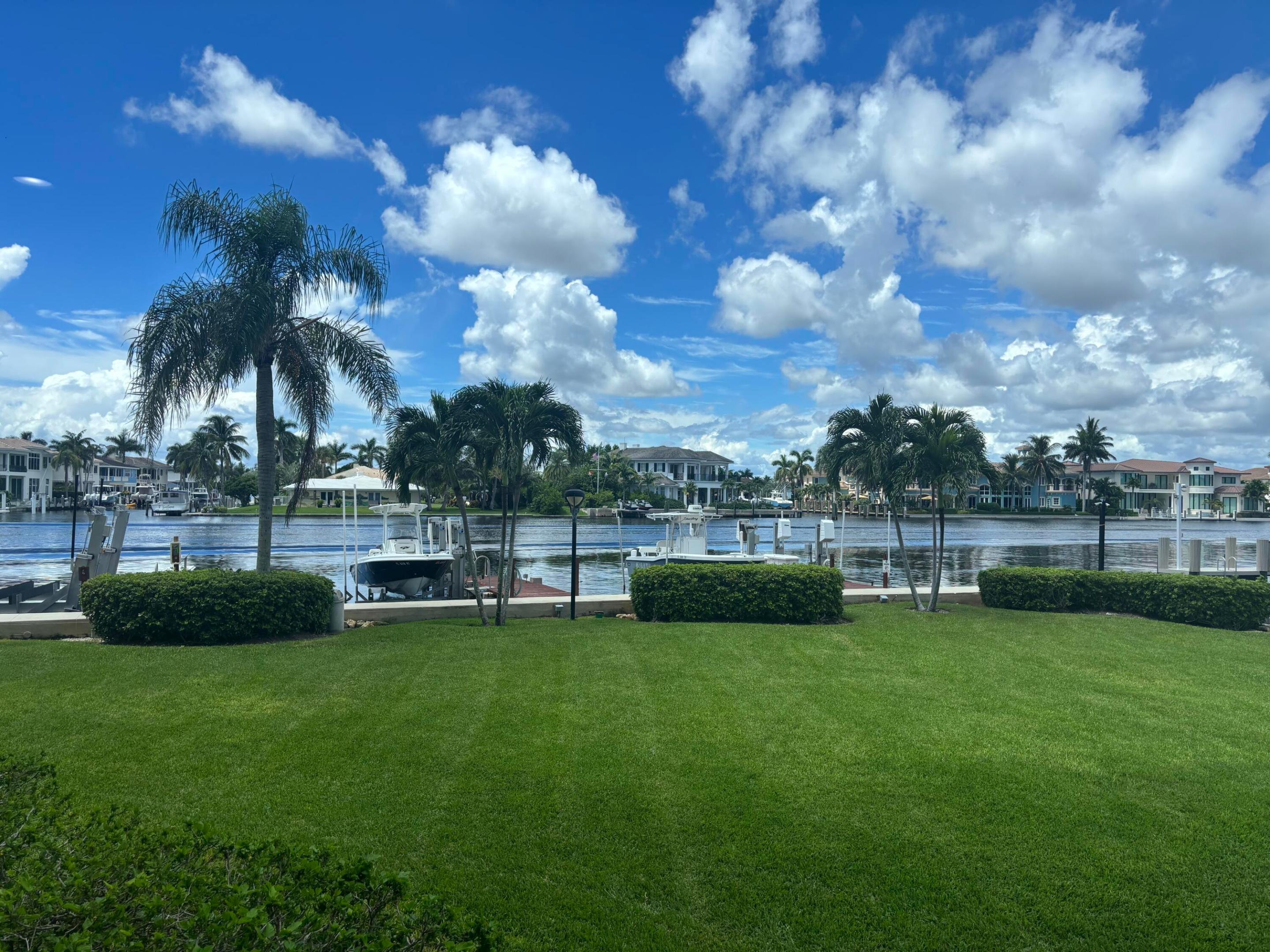 REGENCY HIGHLAND CLUB CONDO - Residential