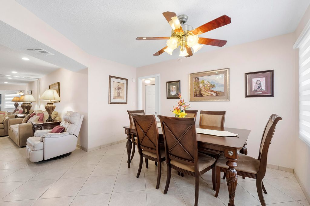 Photo of 4270 NW 40th Street #205, Lauderdale Lakes, FL 33319 (MLS # B26012397)