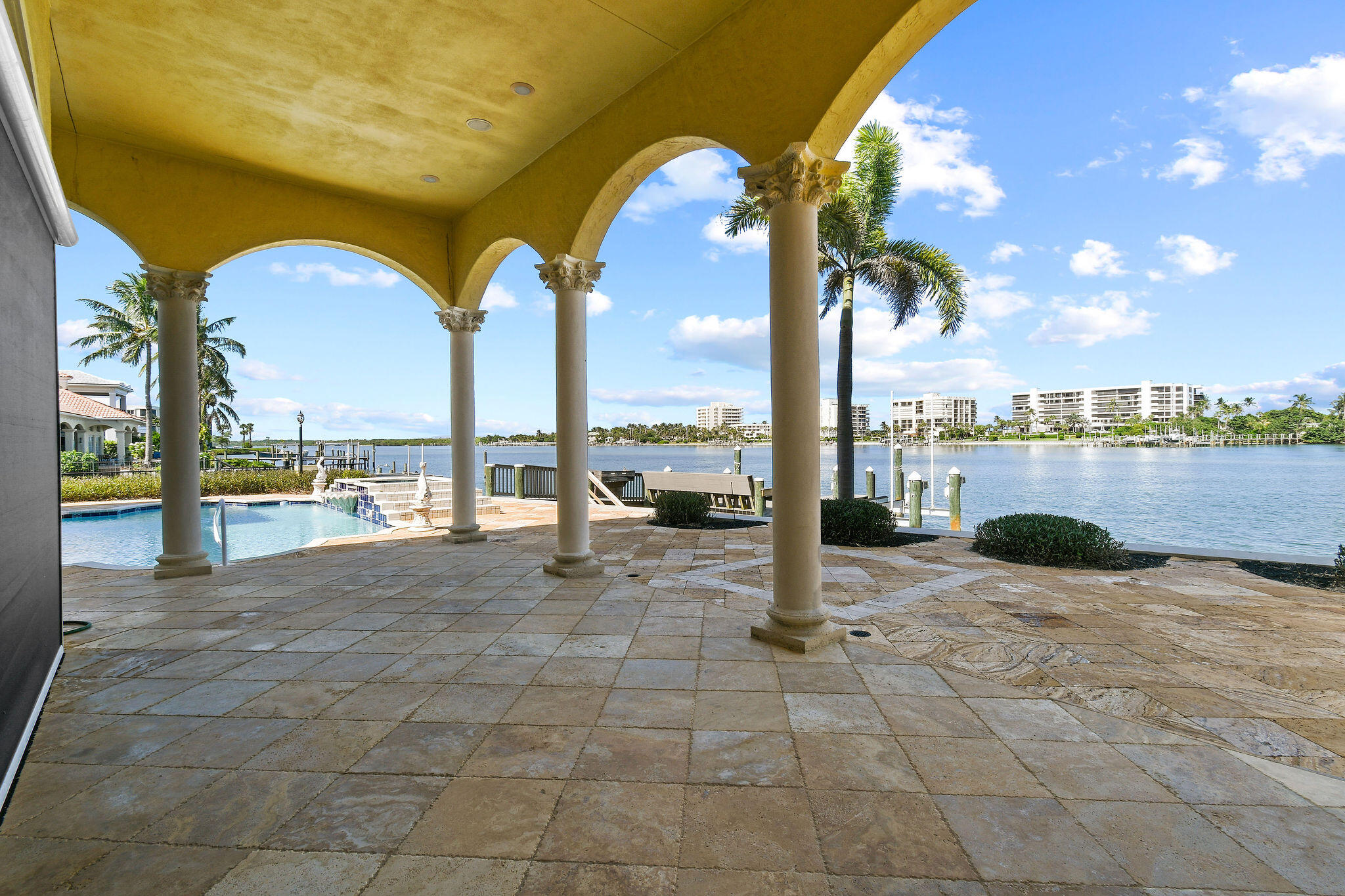 JUPITER HEIGHTS - Residential