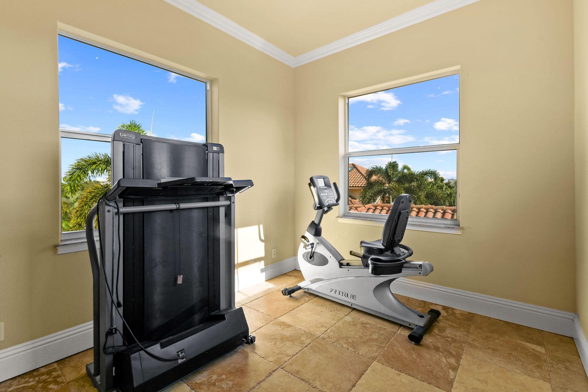 JUPITER HEIGHTS - Residential